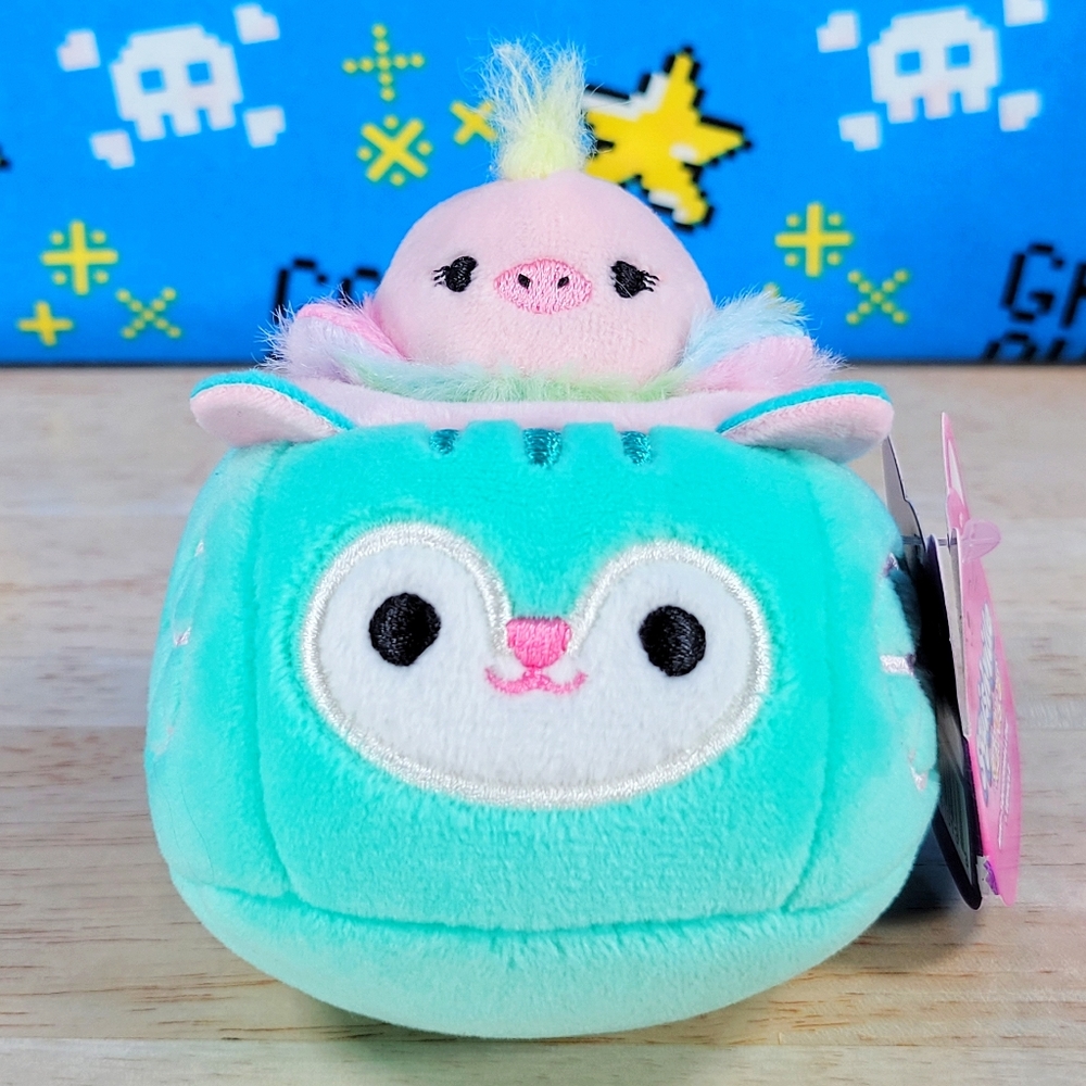 Squishville Squishmallow Elda The Ostrich In Santiago the Squirrel Vehicle Plush